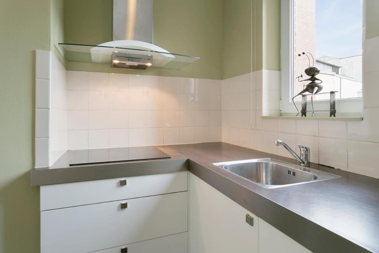 Studio In City Center With Terrace, Netflix - Wifi แอนต์เวิร์ป ภายนอก รูปภาพ