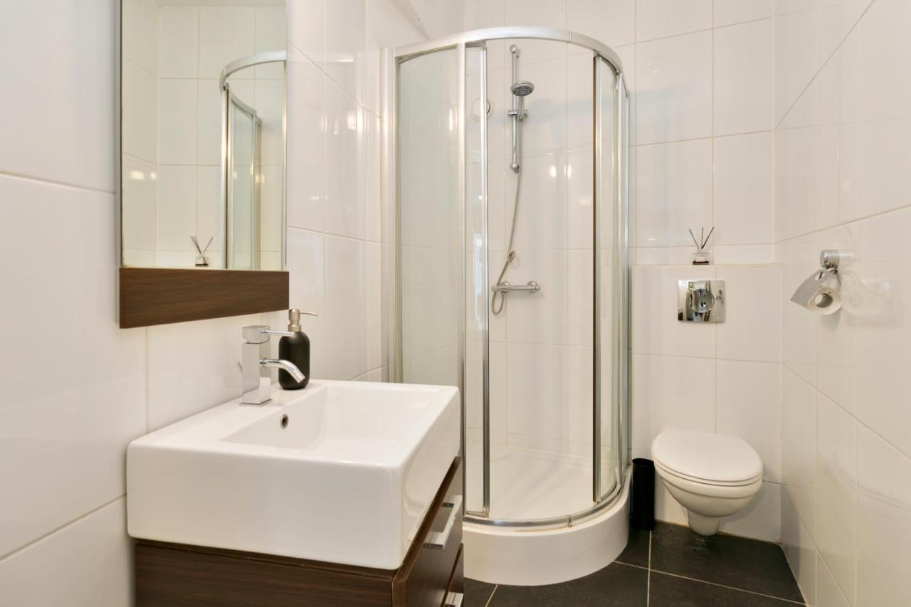 Studio In City Center With Terrace, Netflix - Wifi แอนต์เวิร์ป ภายนอก รูปภาพ